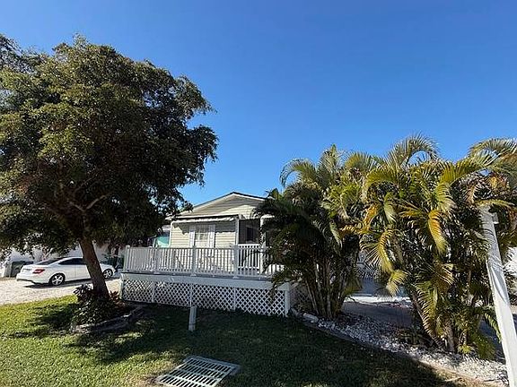 2nd image of 2100 Doud St #61