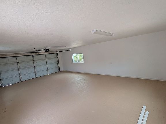 inside of garage 