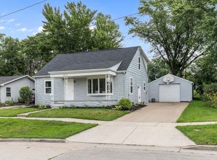 612 Meade St, Kaukauna, WI 54130