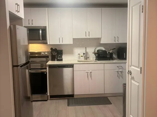 505 Washington Ave APT 46, Chelsea, MA 02150