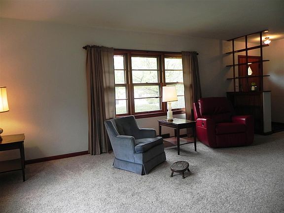 3rd image of 2521 30th Avenue Ct