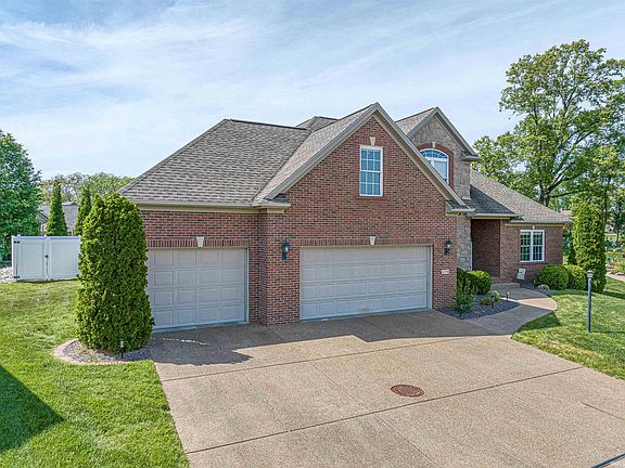 3rd image of 4298 Huntington Ridge Cir