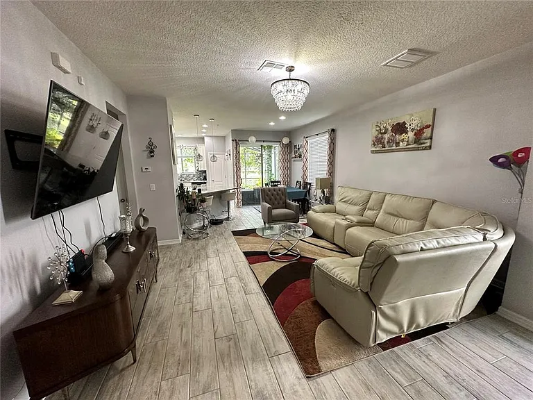 250 Rustic Loop — Photo 2