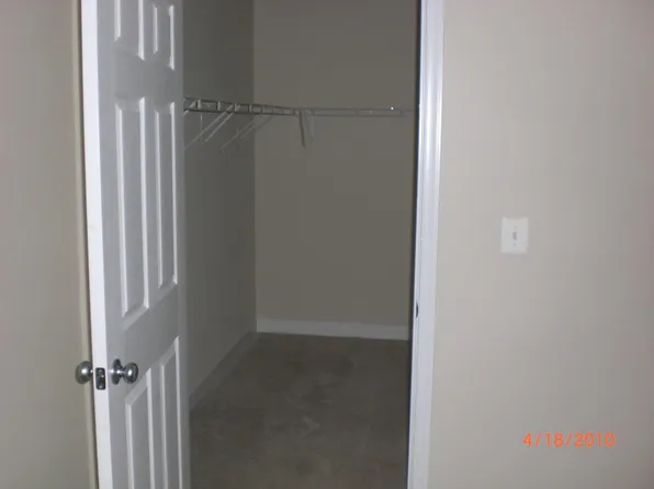 42481 Rockrose Sq Unit 302, Brambleton, VA 20148