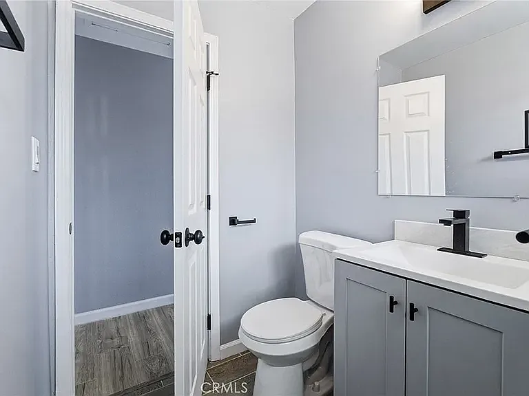 937 E Elizabeth St — Photo 11