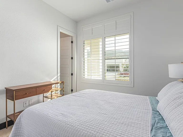 712 E Buist Ave — Photo 30