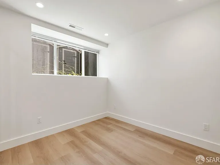 1700 19th Ave #9 — Photo 20