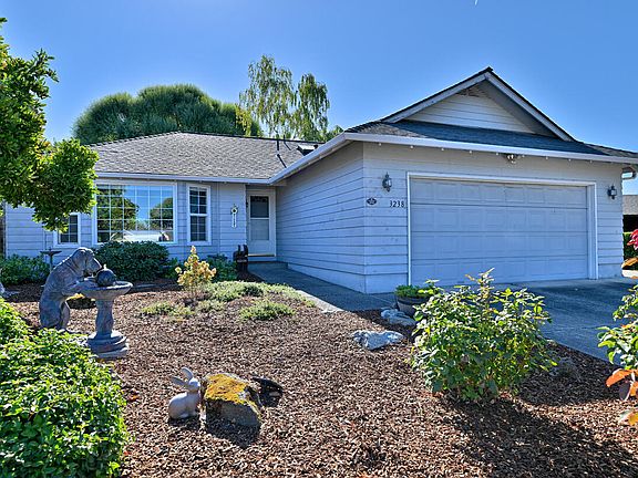 2nd image of 3238 Woodbriar Dr