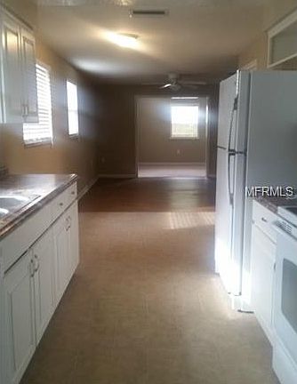 3rd image of 1715 Lowry Ave