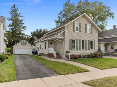 413 W 12th Ave, Oshkosh, WI, 54902