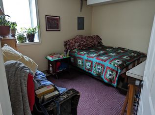 923 Dearborn St, Iowa City, IA 52240