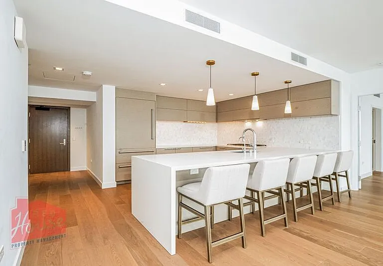 888 W E St #2306 — Photo 3