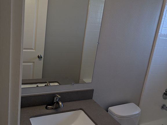 3rd image of 668 La Grande Dr #658-1