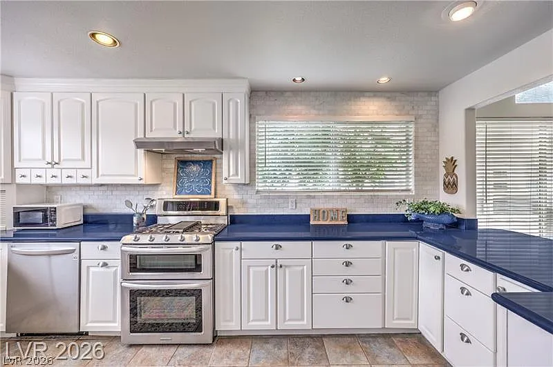 2 bed, 2.0 bath, 1495 sqft, $2,500 — Photo 4