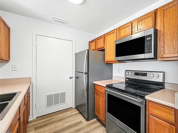 4th image of 14890 Pleasant Bay LN #3202