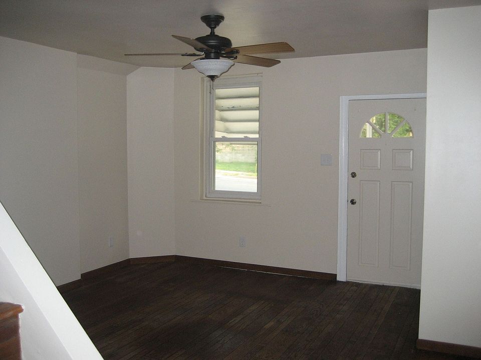 2nd image of 637 E Airy St
