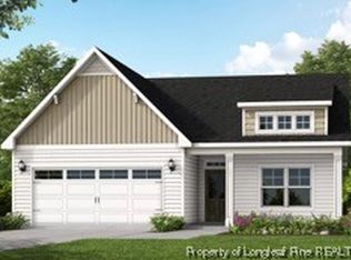 417 Piney Oak Dr, Carthage, NC 28327