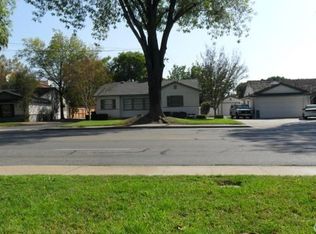 3594 Arlington Ave, Riverside, CA 92506