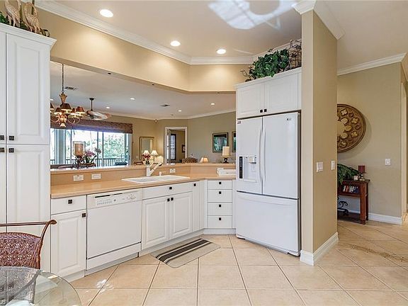 5th image of 5009 Maxwell CIR #6-201