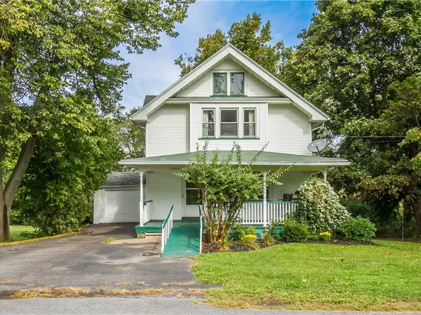 6390 Gillis Rd, Victor, NY 14564