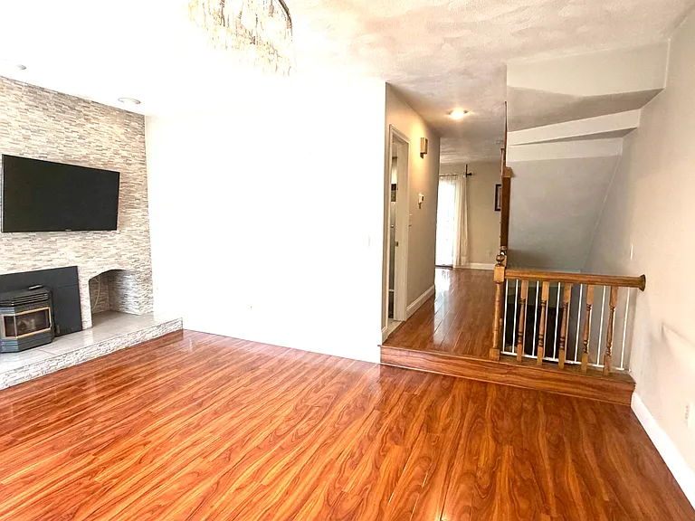 5 Chase Ln #5 — Photo 10