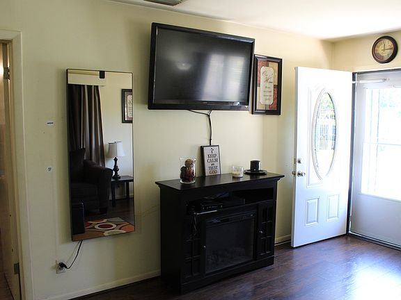 3rd image of 6829 Tango Ln N
