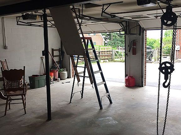 2nd image of 26117 Woodfield Rd