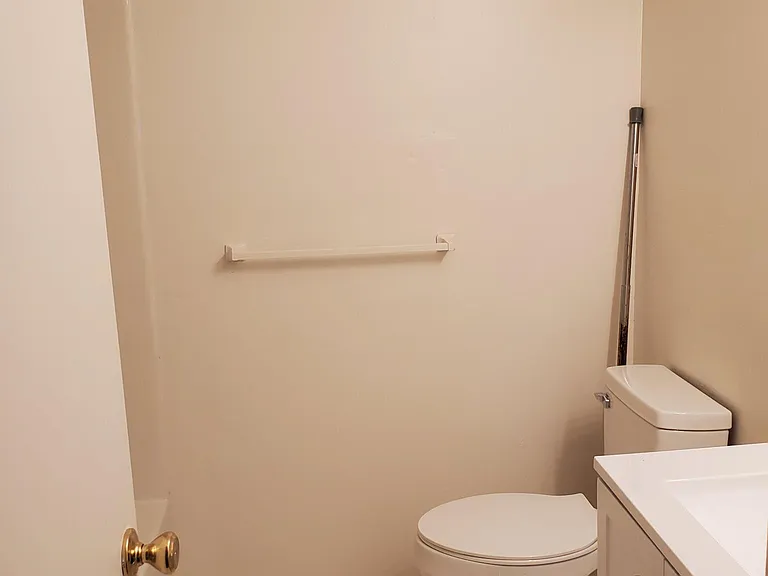 1024 N Oak Ct — Photo 19