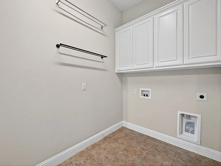 1651 Saddle Tree Rd — Photo 28