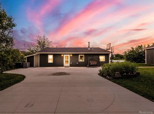 4727 Arden Park Dr, Silverwood, MI 48760