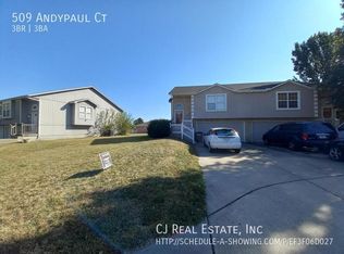 509 Andypaul Ct, Raymore, MO 64083