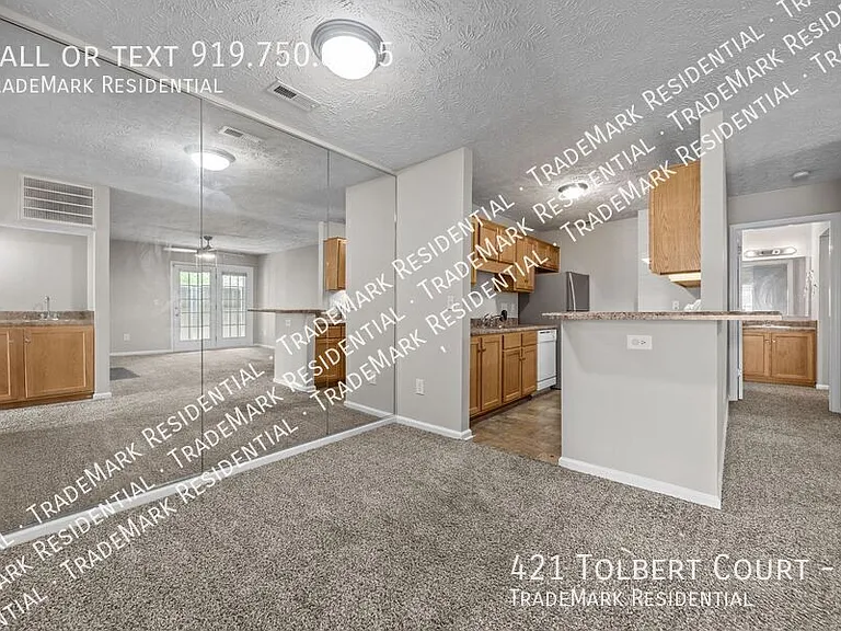 421 Tolbert Ct #C — Photo 20