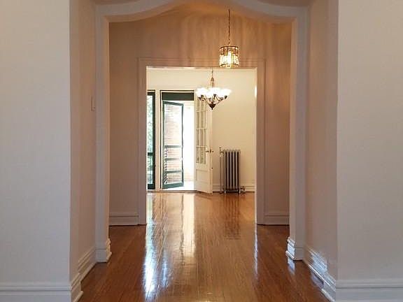 5th image of 1608 W Granville Ave #1