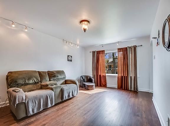 2nd image of 3604 Cuyler Ave