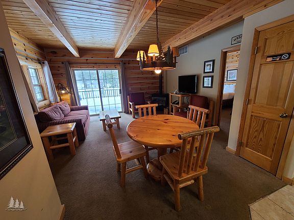 5th image of 856 Golf Cottage Dr