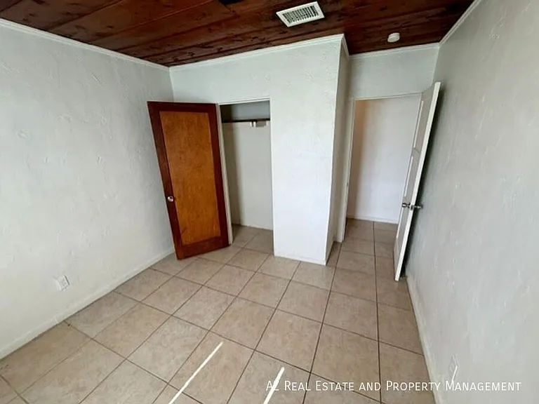 925 E Turney Ave #3 — Photo 15