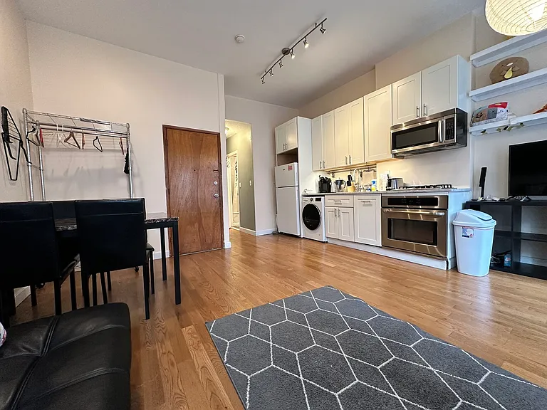 77 Tyler St #2 — Photo 7