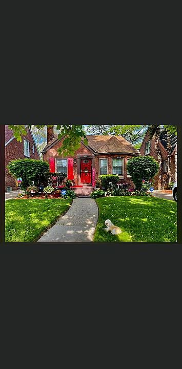 1st image of 17146 Shaftsbury Ave