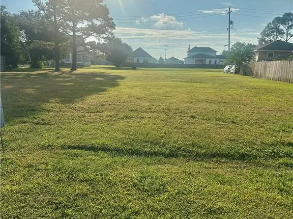 1811 Alexander Ave, Arabi, LA 70032
