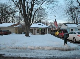 33464 Bostwick Pl, Farmington Hills, MI 48335