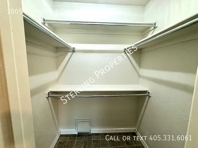 1005 Westridge Dr — Photo 16