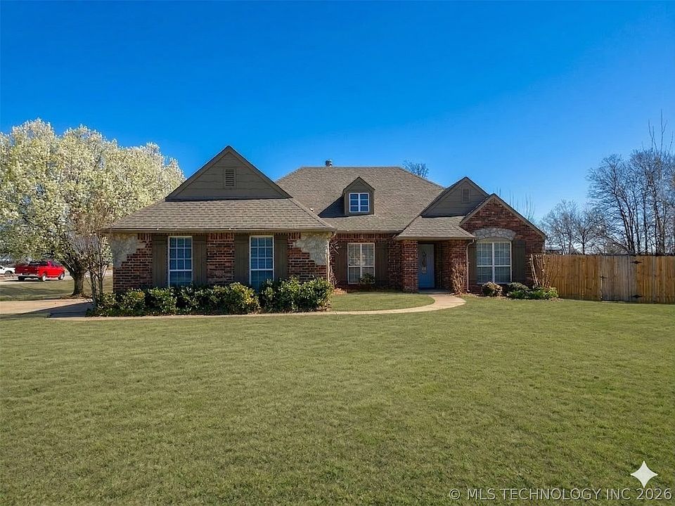 1st image of 12325 S Longhorn Cir