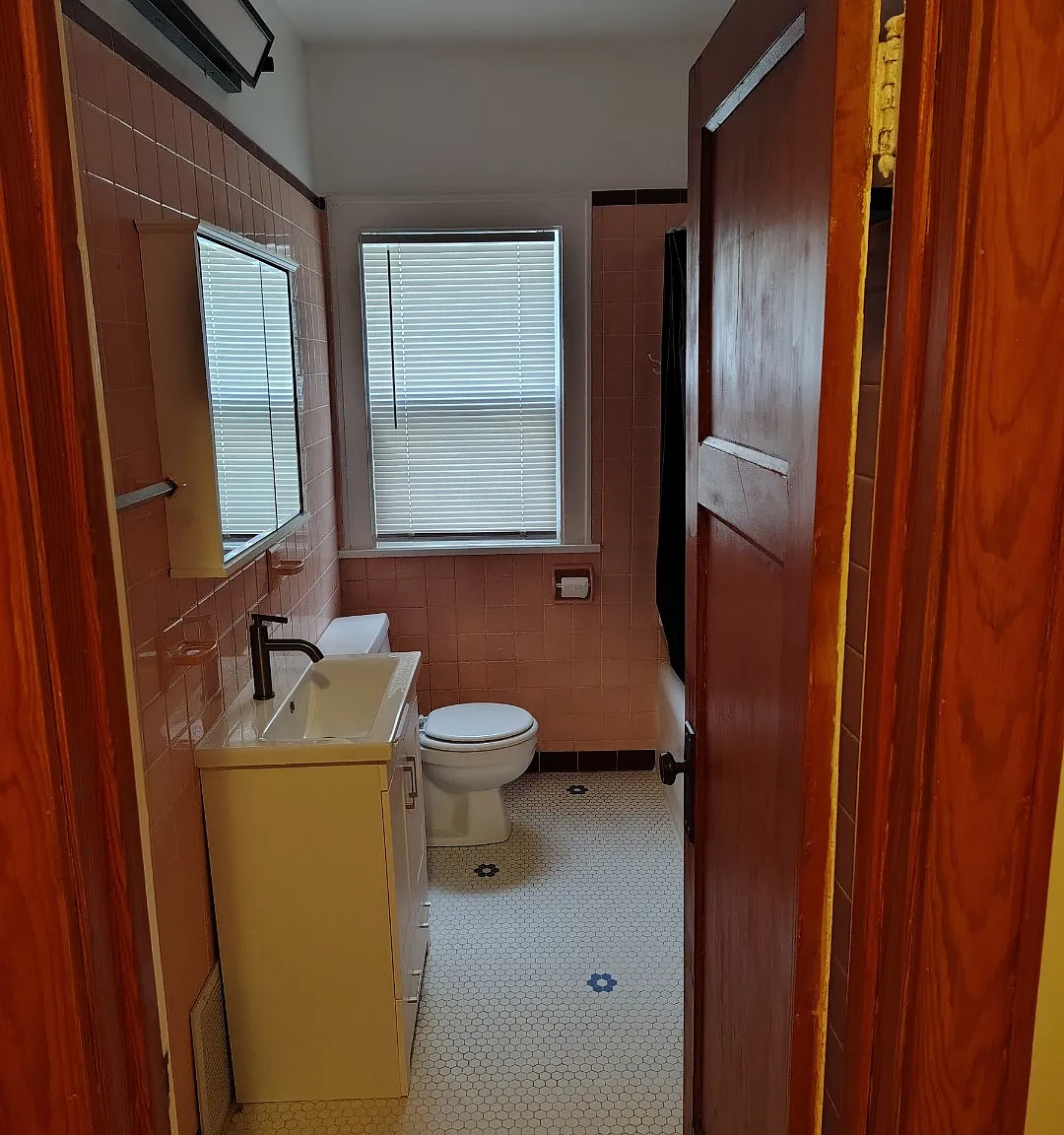 3 bed, 1000 sqft, $1,350 — Photo 4