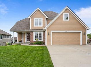 1033 Wellington Way, Liberty, MO 64068