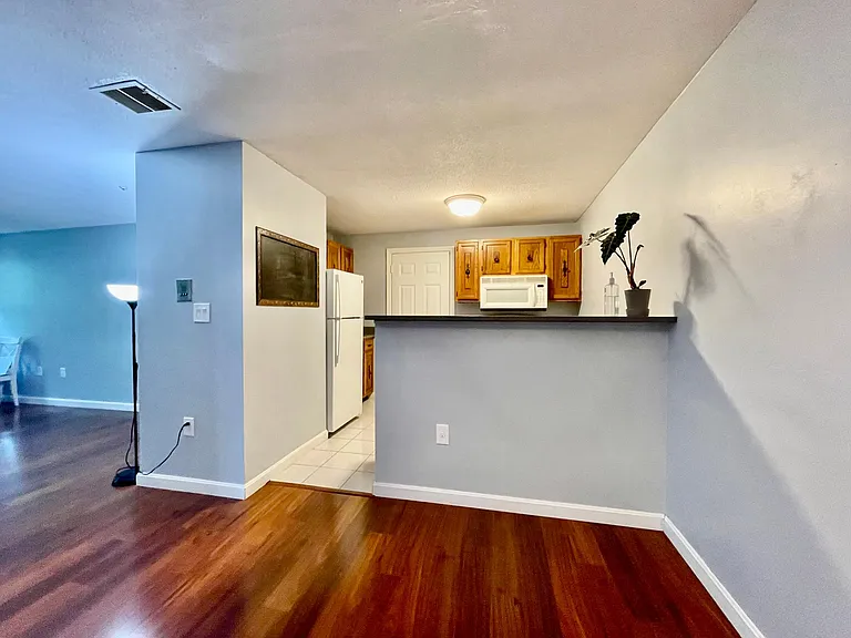 6 Squire Ct #2 — Photo 15