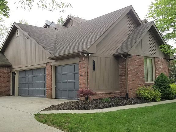3 car garage