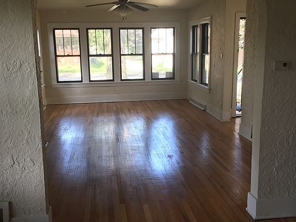 5th image of 17055 Wood St