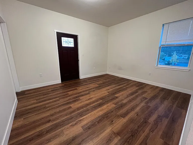 110 N Jefferson St #A — Photo 15