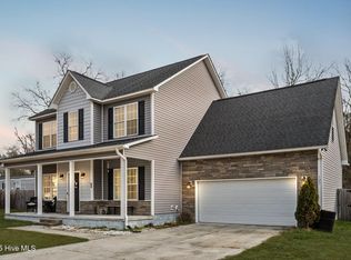 127 Fire Tower Rd, Richlands, NC 28574