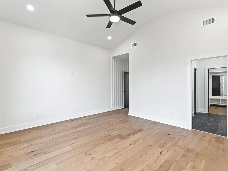 2109 Courtney Ave #A — Photo 27